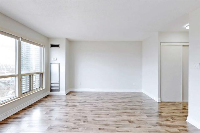 2503 - 2269 Lake Shore Blvd W, Condo with 2 bedrooms, 2 bathrooms and 1 parking in Toronto ON | Image 19