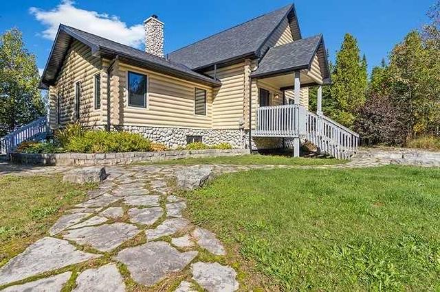 84 Zorra Dr, House detached with 4 bedrooms, 3 bathrooms and 7 parking in Northern Bruce Peninsula ON | Image 8