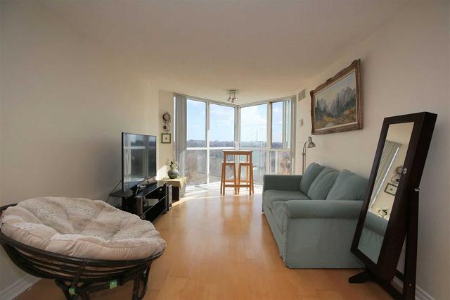 1203 - 7 Concorde Pl, Condo with 1 bedrooms, 1 bathrooms and 1 parking in Toronto ON | Image 29