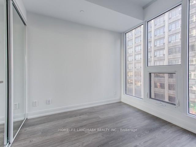 4005 - 181 Dundas St E, Condo with 2 bedrooms, 1 bathrooms and 0 parking in Toronto ON | Image 12