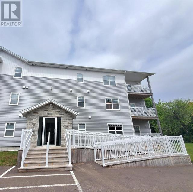 301 - 562 Malpeque Road, Condo with 2 bedrooms, 2 bathrooms and null parking in Charlottetown PE | Image 1