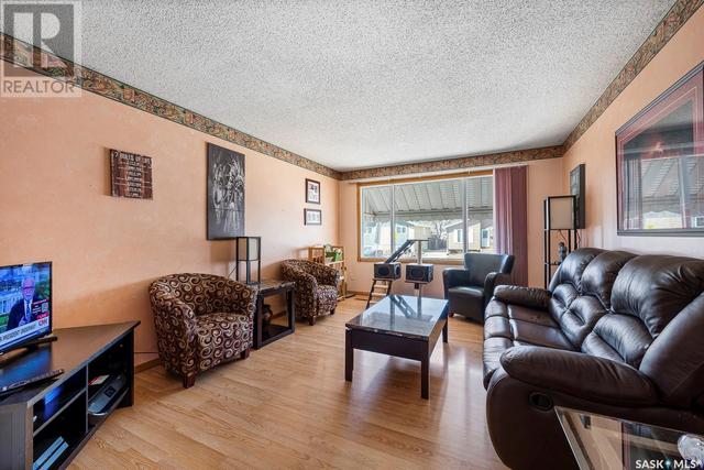 179 Paynter Crescent, House detached with 3 bedrooms, 1 bathrooms and null parking in Regina SK | Image 6
