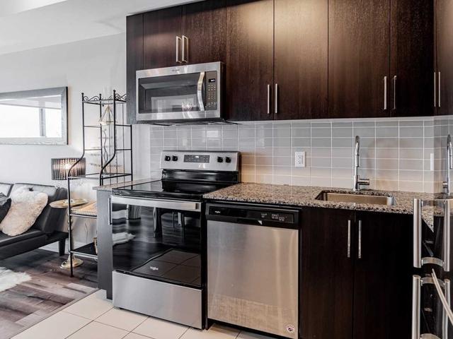 712 - 840 Queens Plate Dr, Condo with 1 bedrooms, 2 bathrooms and 1 parking in Toronto ON | Image 10