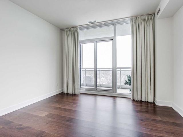 3005 - 23 Sheppard Ave E, Condo with 3 bedrooms, 2 bathrooms and 1 parking in Toronto ON | Image 8