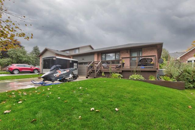 65 Maple Ave E, House detached with 3 bedrooms, 2 bathrooms and 6 parking in New Tecumseth ON | Image 1