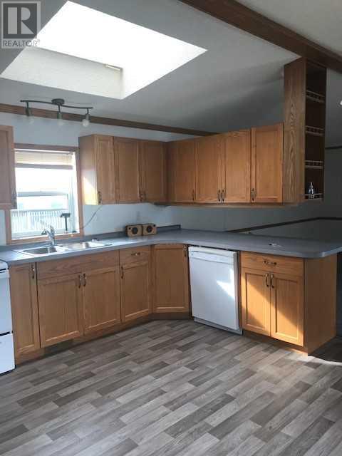 12221 97a Street, House other with 3 bedrooms, 2 bathrooms and 2 parking in Grande Prairie AB | Image 2