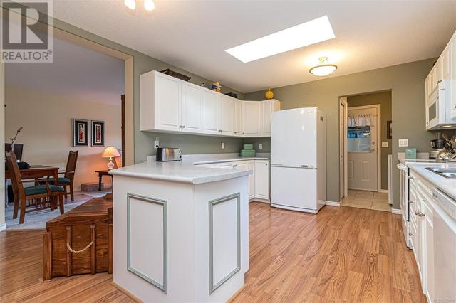 4066 Magnolia Dr, House other with 2 bedrooms, 2 bathrooms and 2 parking in Nanaimo BC | Image 20