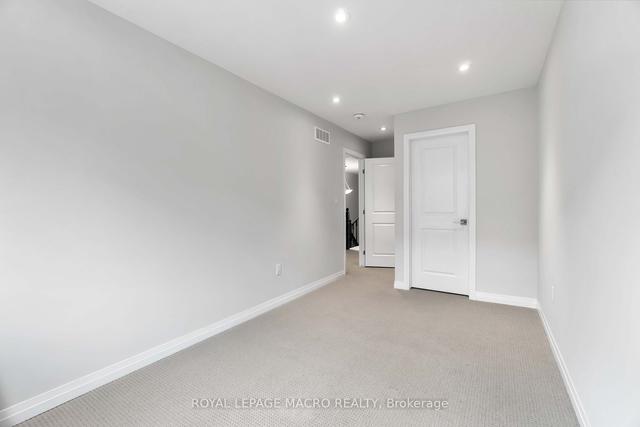 37 - 30 Times Square Blvd, House attached with 3 bedrooms, 3 bathrooms and 2 parking in Hamilton ON | Image 17