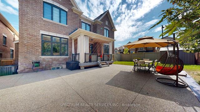 81 Ridgepoint Rd, House detached with 5 bedrooms, 4 bathrooms and 7 parking in Vaughan ON | Image 35