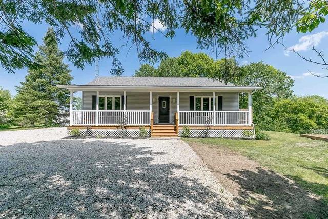 103 Mckay Crt, House detached with 2 bedrooms, 2 bathrooms and 11 parking in Meaford ON | Image 1