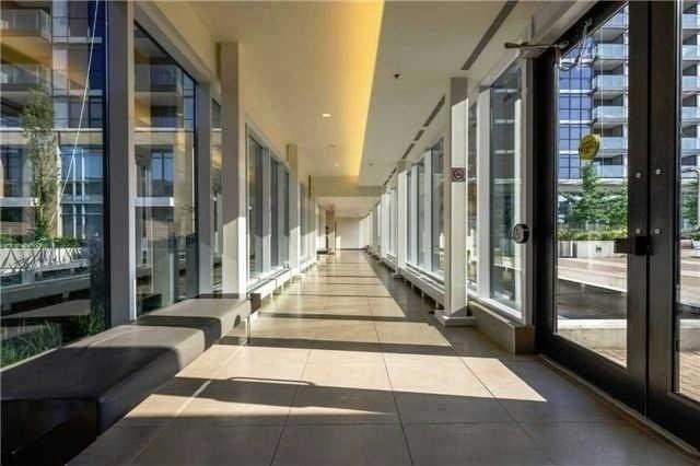 606 - 19 Singer Crt, Condo with 1 bedrooms, 1 bathrooms and null parking in Toronto ON | Image 4