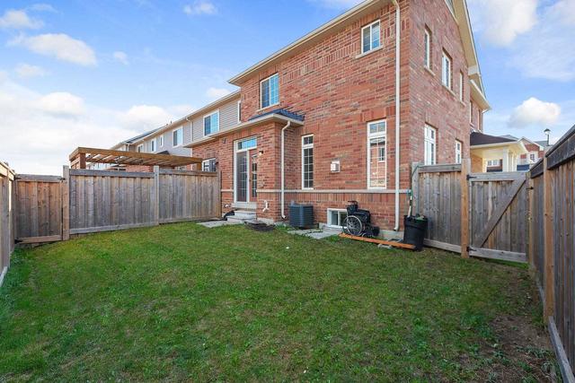 656 Murray Meadows Pl, House attached with 3 bedrooms, 4 bathrooms and 2 parking in Milton ON | Image 27