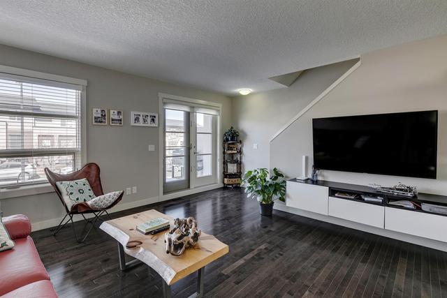 35 Aspen Hills Green Sw, Home with 2 bedrooms, 2 bathrooms and 2 parking in Calgary AB | Image 22
