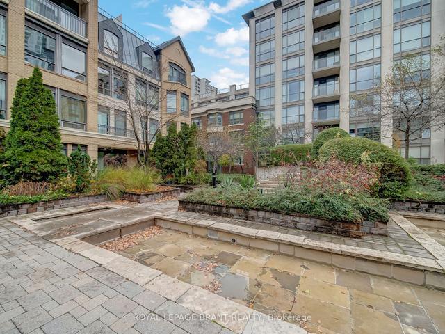218 - 18 Beverley St, Condo with 1 bedrooms, 1 bathrooms and 1 parking in Toronto ON | Image 16