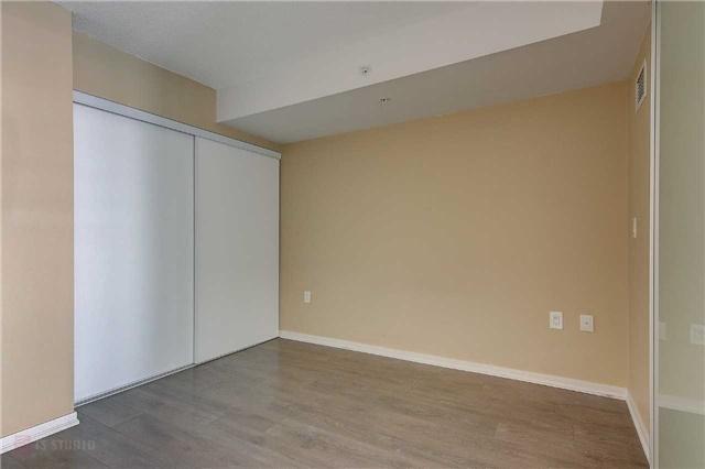 519E - 36 Lisgar St, Condo with 2 bedrooms, 1 bathrooms and null parking in Toronto ON | Image 11