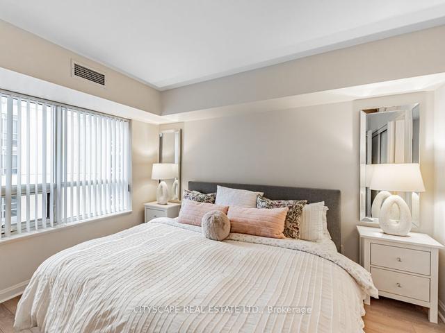 1603 - 1 Michael Power Pl, Condo with 2 bedrooms, 2 bathrooms and 1 parking in Toronto ON | Image 6