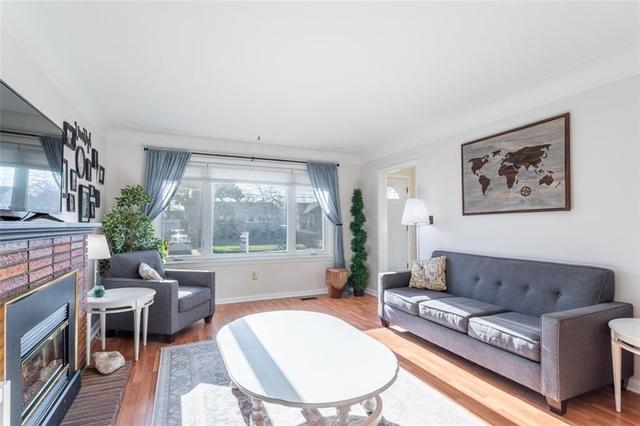 67 Second Street N, House detached with 3 bedrooms, 1 bathrooms and 3 parking in Hamilton ON | Image 9