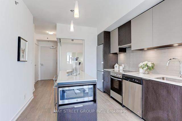 2905 - 203 College St, Condo with 1 bedrooms, 2 bathrooms and 0 parking in Toronto ON | Image 5