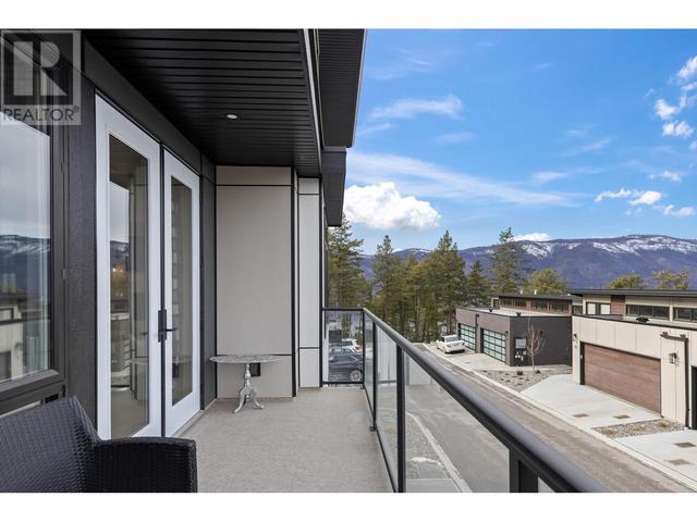 18 - 3220 Hilltown Drive, House attached with 3 bedrooms, 2 bathrooms and 3 parking in Kelowna BC | Image 17