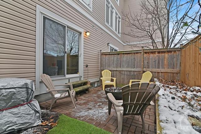 1133 Rockingham Avenue, Townhouse with 2 bedrooms, 3 bathrooms and 2 parking in Ottawa ON | Image 29