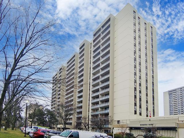 1410 - 177 Linus Rd, Condo with 2 bedrooms, 2 bathrooms and 1 parking in Toronto ON | Image 1