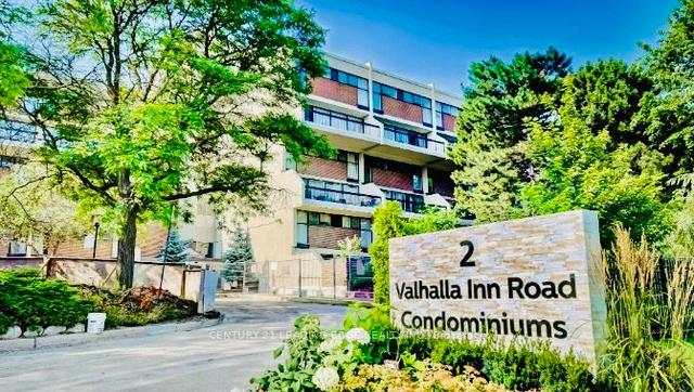 224 - 2 Valhalla Inn Rd, Condo with 3 bedrooms, 3 bathrooms and 1 parking in Toronto ON | Image 31