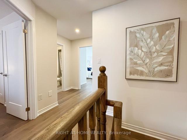123 Marigold Gdns, House attached with 3 bedrooms, 3 bathrooms and 2 parking in Oakville ON | Image 11