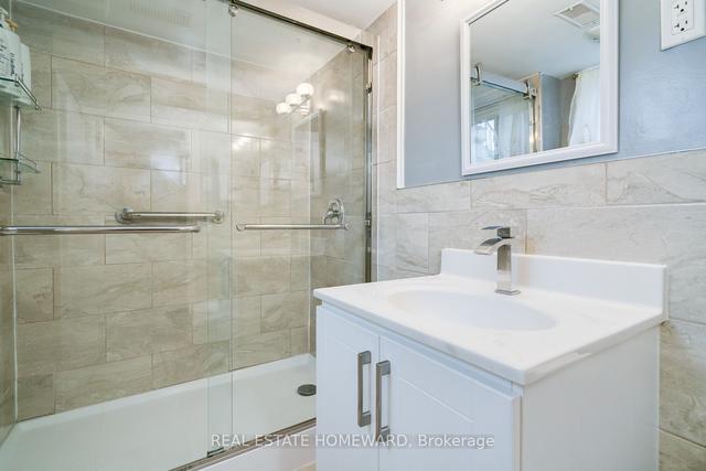 7 Rupert St, House semidetached with 3 bedrooms, 2 bathrooms and 3 parking in Toronto ON | Image 27