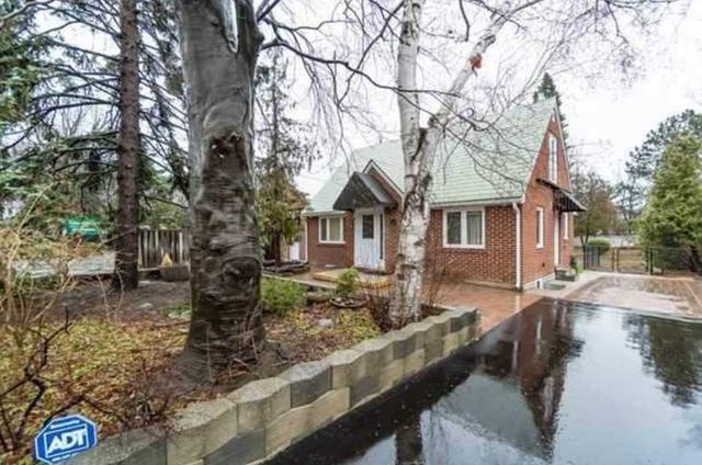 lower - 1390 Lakeshore Rd, House detached with 2 bedrooms, 1 bathrooms and 2 parking in Mississauga ON | Image 3