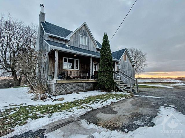 1616 Ste Catherine Road, House detached with 2 bedrooms, 2 bathrooms and 10 parking in Russell ON | Image 23
