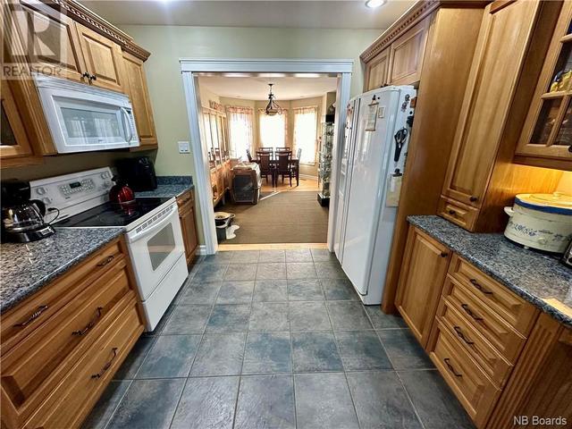 1170 Route 105, House detached with 5 bedrooms, 4 bathrooms and null parking in Douglas NB | Image 17