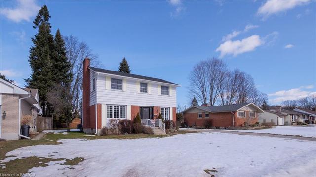 576 6th Street W, House detached with 4 bedrooms, 1 bathrooms and 4 parking in Owen Sound ON | Image 34