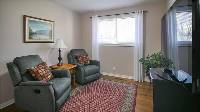 255 Riverview Blvd, House detached with 3 bedrooms, 2 bathrooms and 5 parking in St. Catharines ON | Image 6