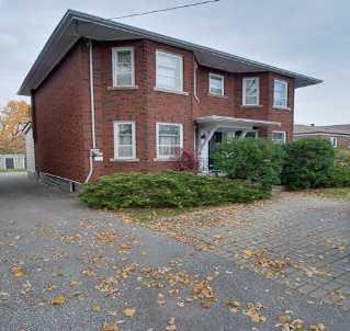 404 Briar Hill Ave, House detached with 3 bedrooms, 3 bathrooms and 2 parking in Toronto ON | Image 1