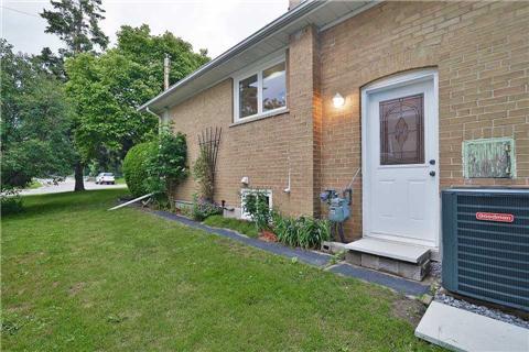 65 Broadlands Blvd, House detached with 3 bedrooms, 2 bathrooms and 3 parking in Toronto ON | Image 17