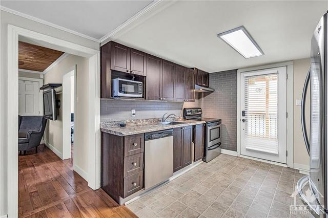 201 Heritage Maple Way, House detached with 3 bedrooms, 2 bathrooms and 4 parking in Ottawa ON | Image 19