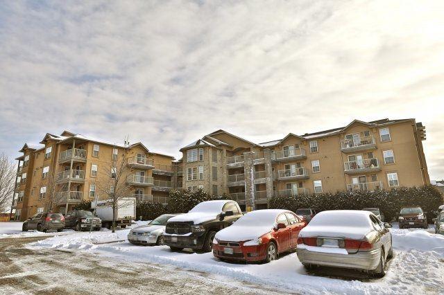 405 - 1460 Bishops Gate, Condo with 1 bedrooms, 1 bathrooms and 1 parking in Oakville ON | Image 1