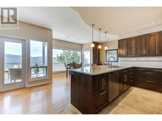 20 - 880 Christina Place, House attached with 4 bedrooms, 4 bathrooms and 4 parking in Kelowna BC | Image 20