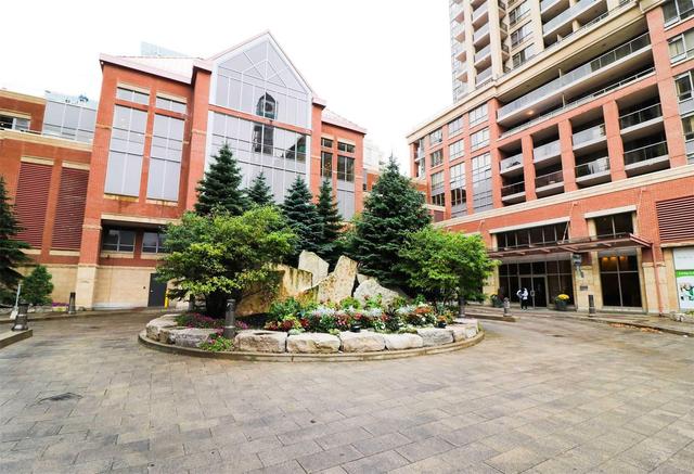 1205 - 4090 Living Arts Dr, Condo with 2 bedrooms, 2 bathrooms and 1 parking in Mississauga ON | Image 15