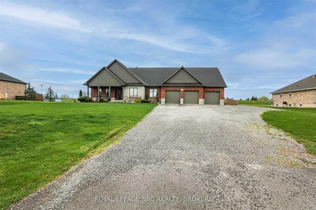5480 Attema Crt, House detached with 4 bedrooms, 3 bathrooms and 13 parking in West Lincoln ON | Image 12