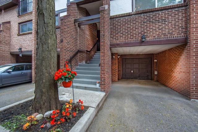 Th17 - 2716 St Clair Ave E, Townhouse with 3 bedrooms, 2 bathrooms and 1 parking in Toronto ON | Image 1