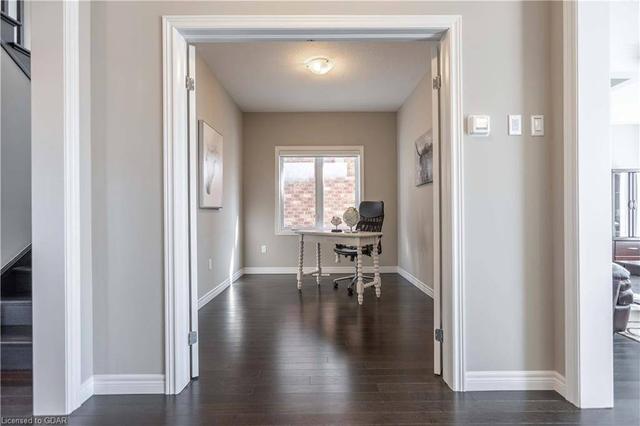 219 Ambrous Cres, House detached with 4 bedrooms, 5 bathrooms and 4 parking in Guelph ON | Image 8