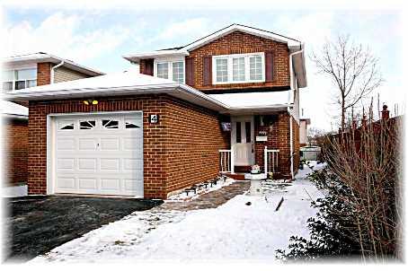 4 Sunshade Pl, House detached with 3 bedrooms, 2 bathrooms and 2 parking in Brampton ON | Image 1