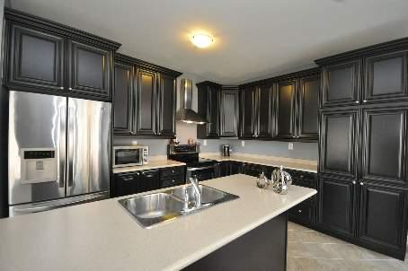 865 Whaley Way, House detached with 4 bedrooms, 3 bathrooms and 2 parking in Milton ON | Image 3