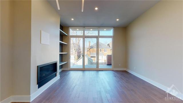 307 Fifth Avenue, Home with 3 bedrooms, 4 bathrooms and 3 parking in Ottawa ON | Image 9