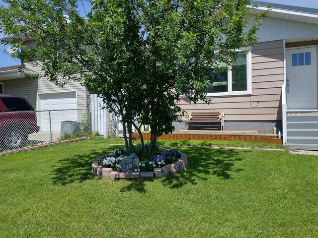 102 Langdon Avenue, House detached with 3 bedrooms, 1 bathrooms and 4 parking in Wheatland County AB | Image 10