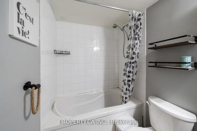 621 - 812 Lansdowne Ave, Condo with 2 bedrooms, 1 bathrooms and 1 parking in Toronto ON | Image 7