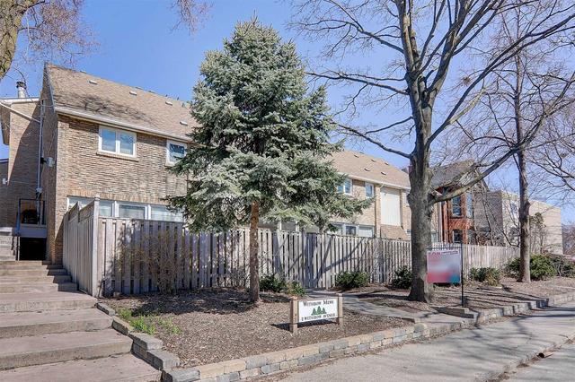 20 - 2 Withrow Ave, Townhouse with 2 bedrooms, 2 bathrooms and 1 parking in Toronto ON | Image 12