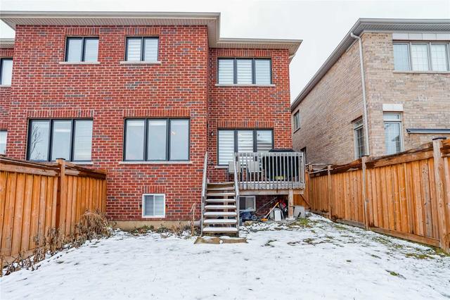 41 Edinburgh Dr, House semidetached with 4 bedrooms, 4 bathrooms and 3 parking in Brampton ON | Image 31