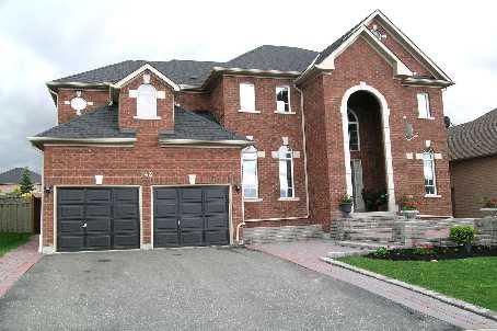743 Foxcroft Blvd, House detached with 4 bedrooms, 4 bathrooms and 4 parking in Newmarket ON | Image 1